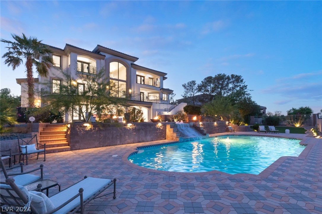 22 Anthem Pointe Court