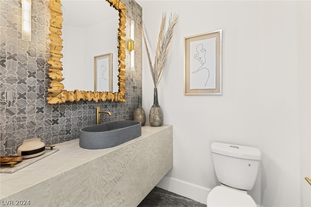 22 Anthem Pointe Court