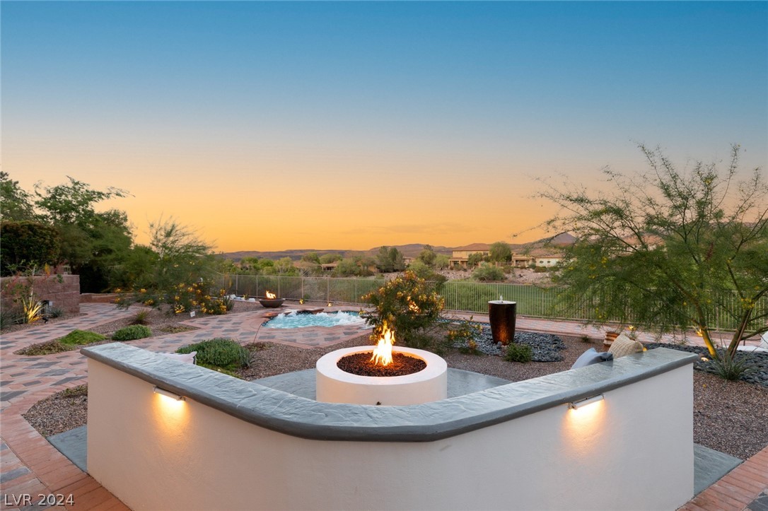 22 Anthem Pointe Court