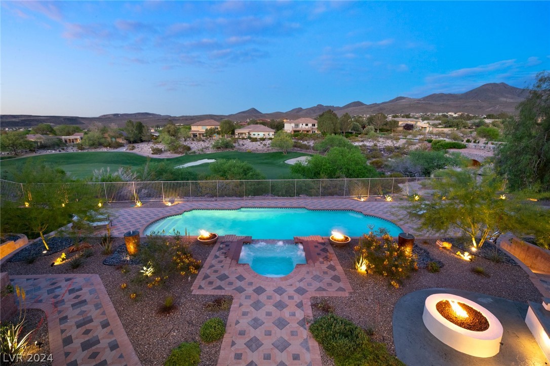 22 Anthem Pointe Court