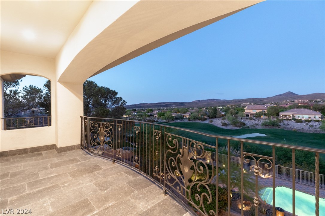 22 Anthem Pointe Court