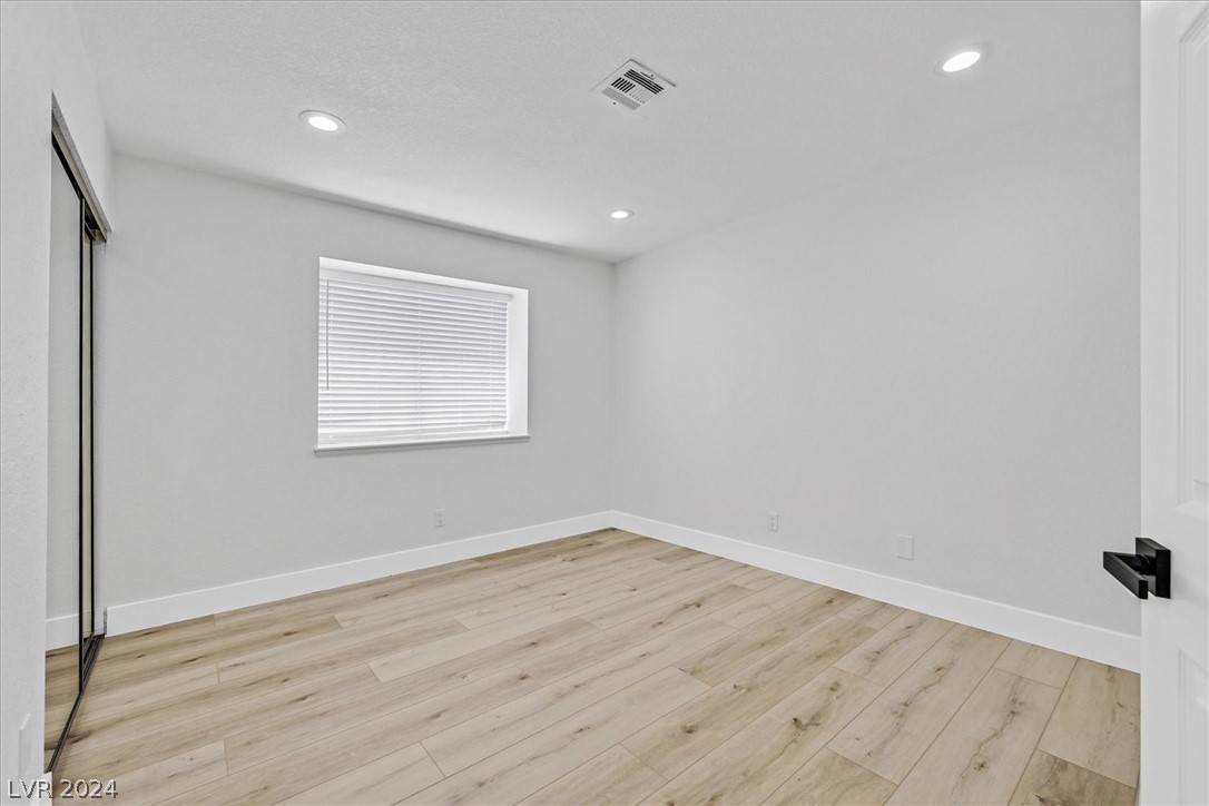 8 Barton Spring Circle