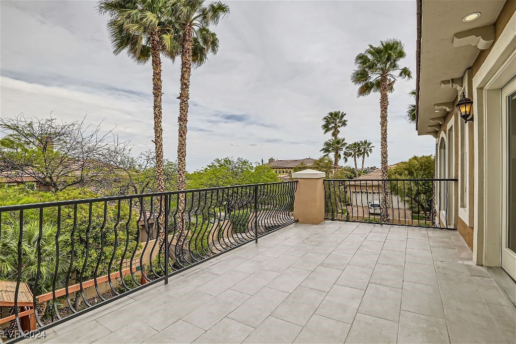 616 Hermosa Canyon Drive