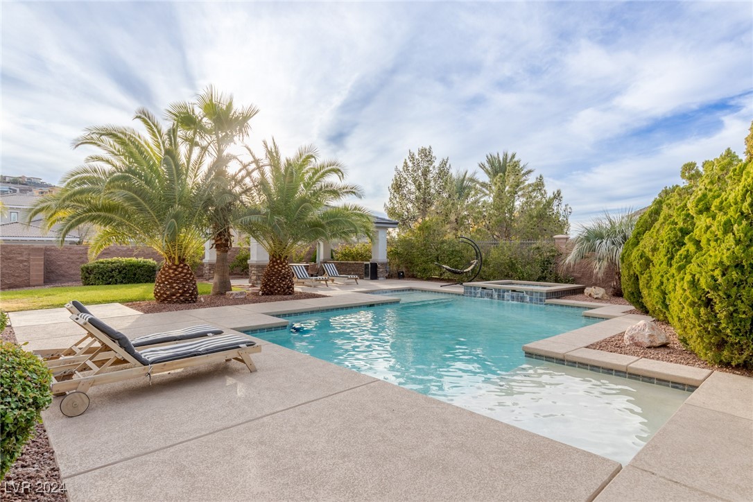 1426 Foothills Village Drive