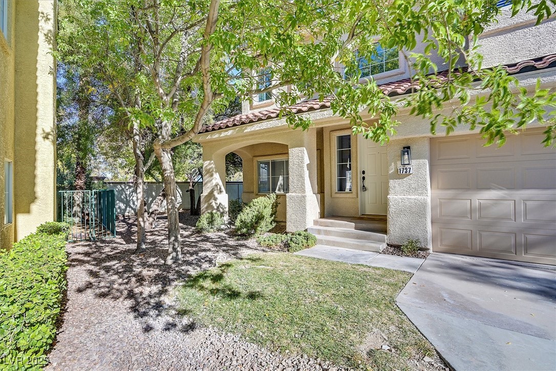 1737 Lily Pond Circle