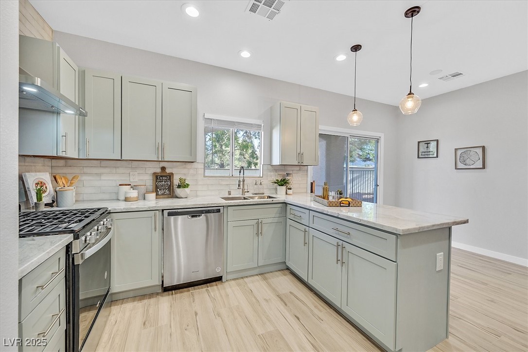 1737 Lily Pond Circle