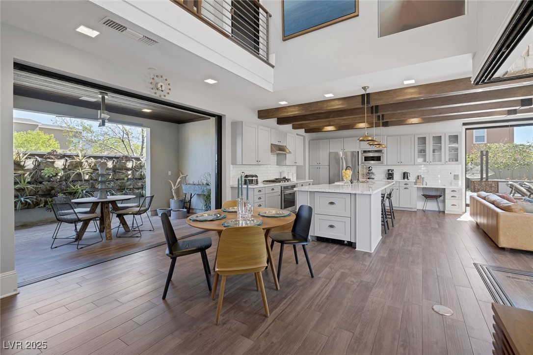 3069 Lascari Avenue