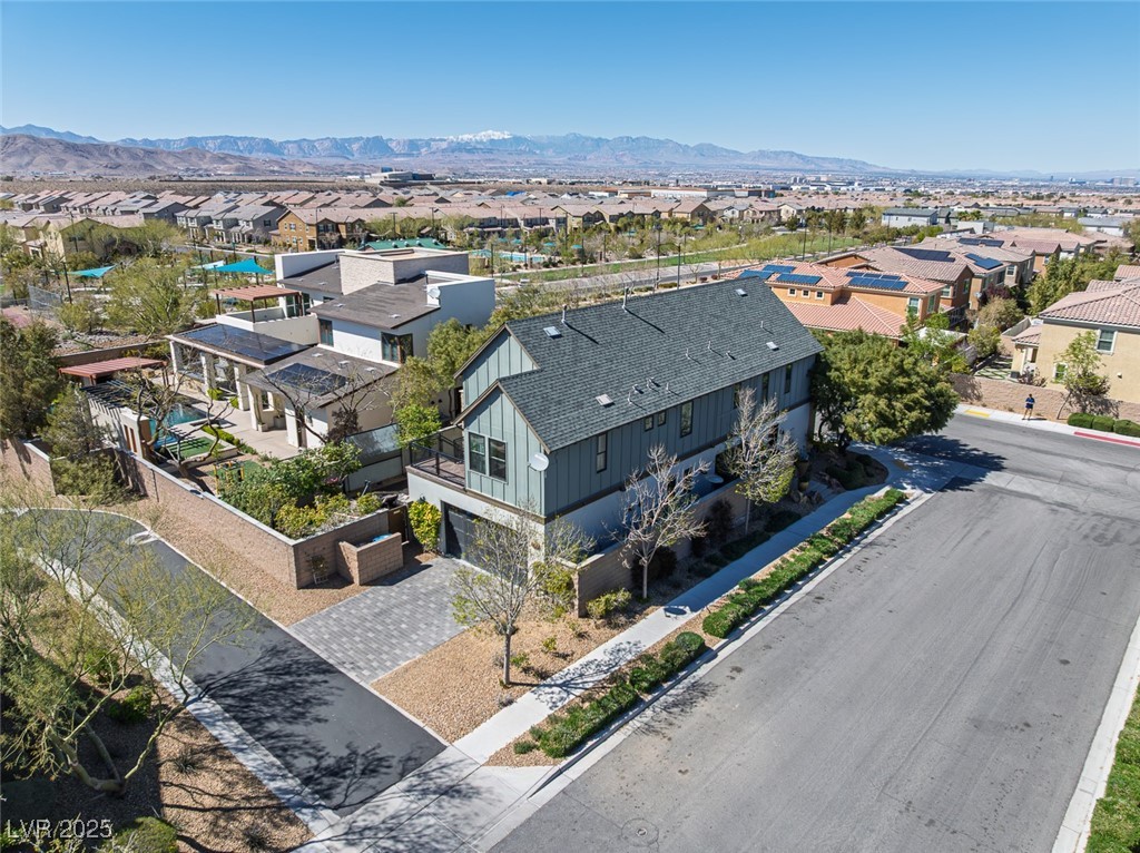 3069 Lascari Avenue