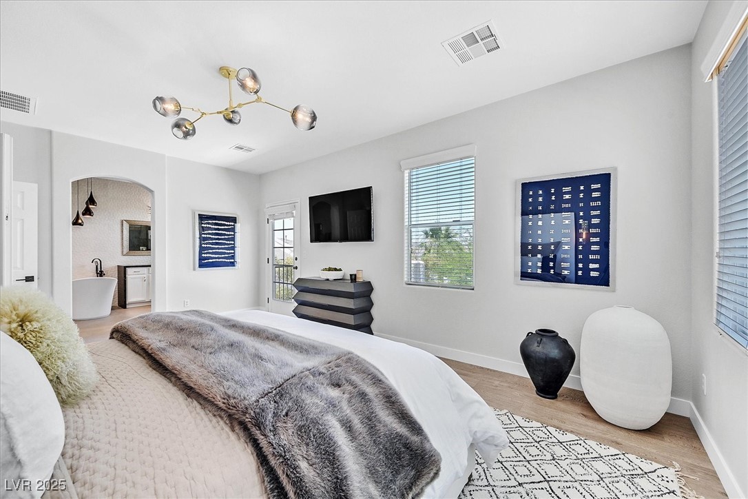 271 Spectacular Street