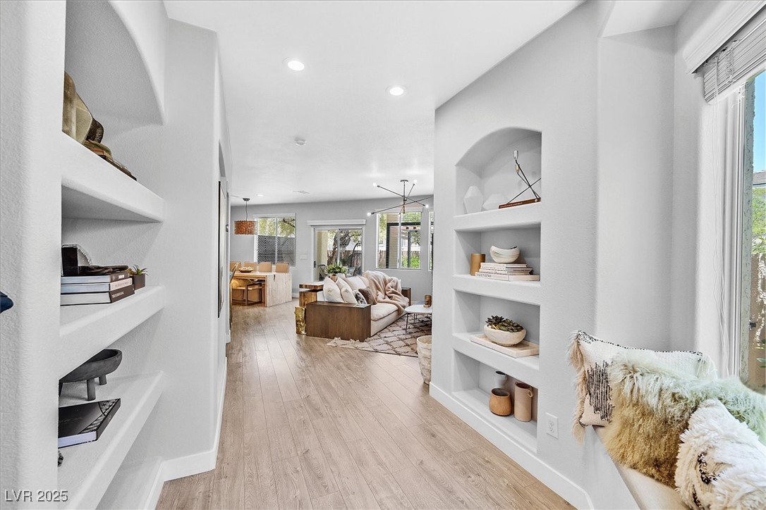 271 Spectacular Street