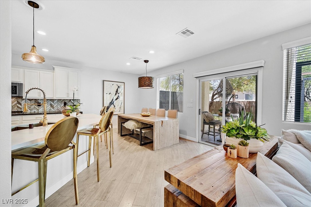 271 Spectacular Street