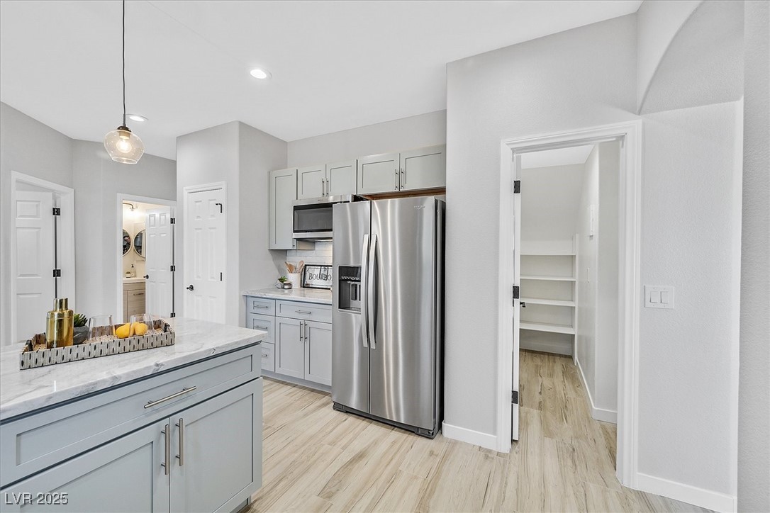 1737 Lily Pond Circle