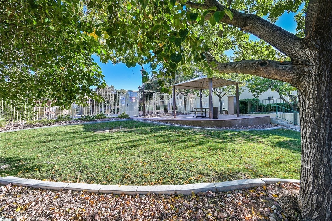 1737 Lily Pond Circle