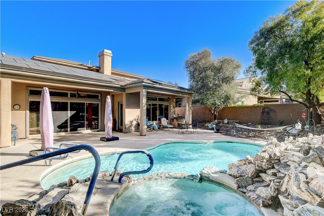 29 Desert Highlands Drive