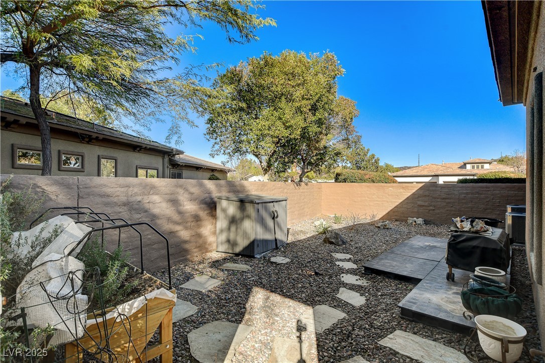 29 Desert Highlands Drive