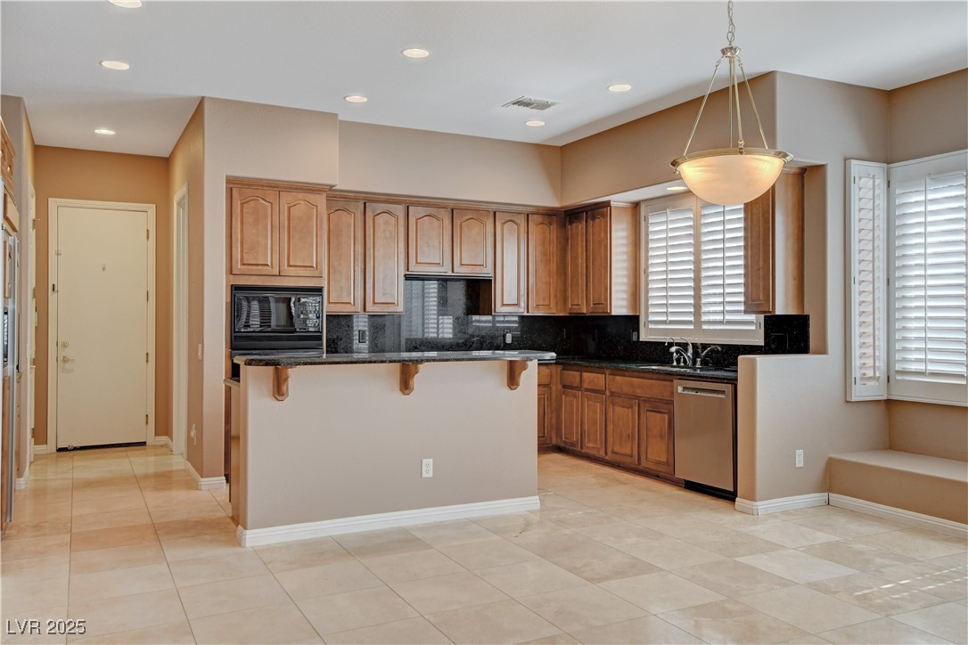 29 Desert Highlands Drive