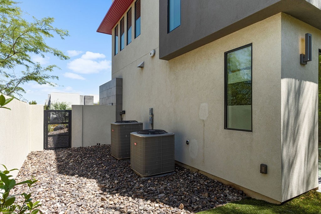 1237 Starview Peak Court