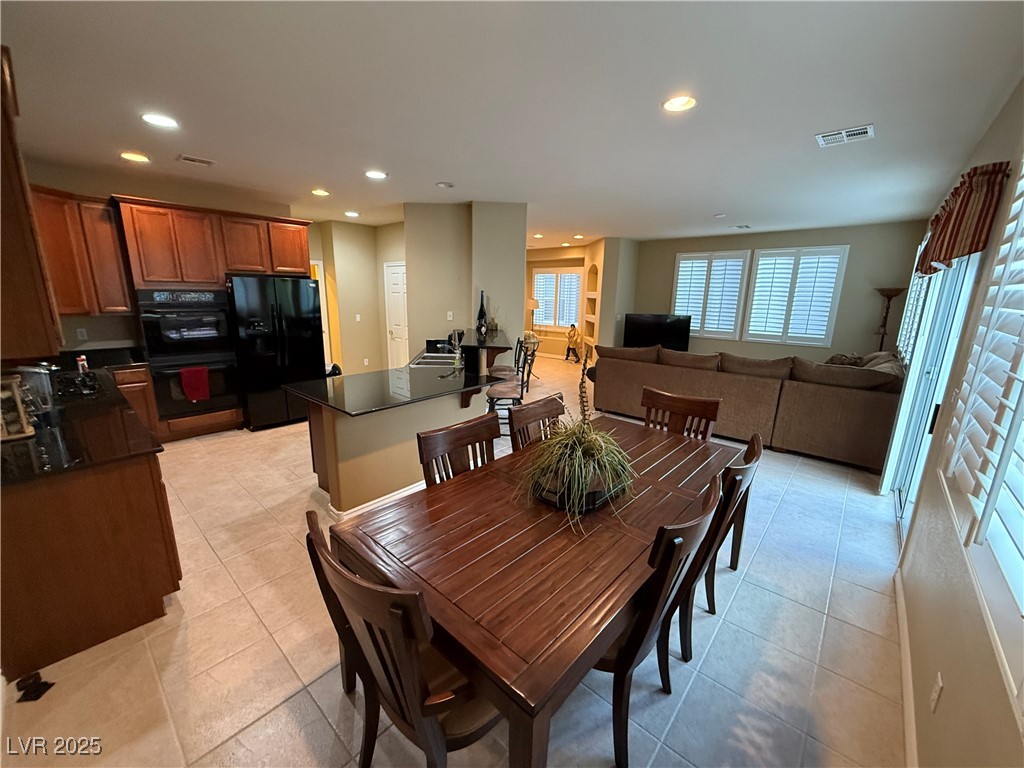 270 Spectacular Street