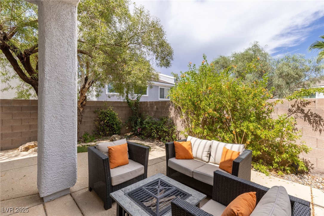 275 Spectacular Street