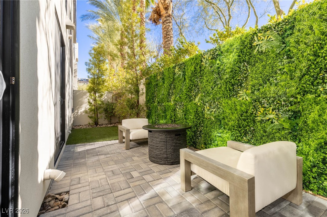 1237 Starview Peak Court