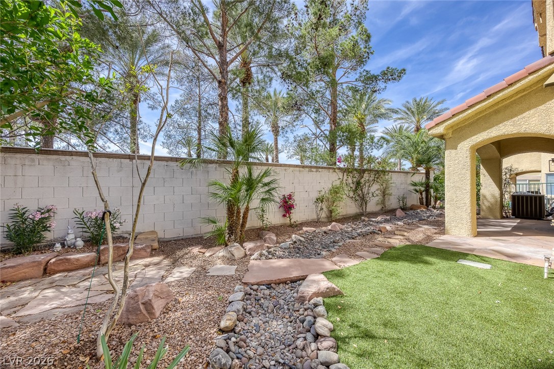 1773 Lily Pond Circle