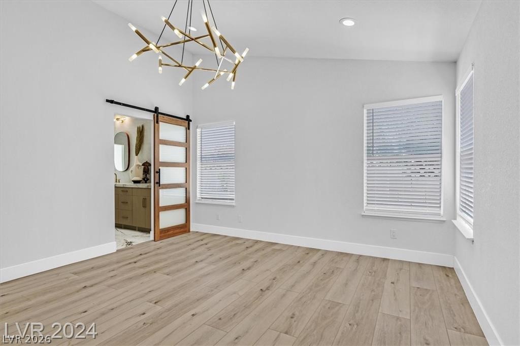 8 Barton Spring Circle
