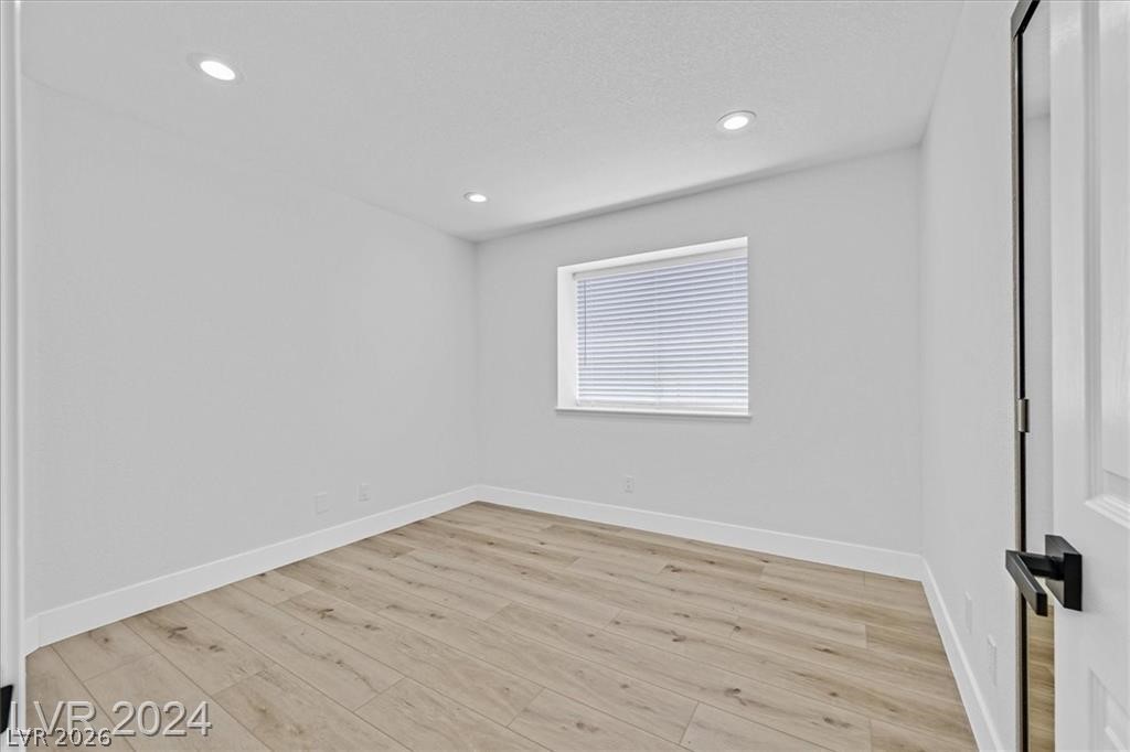 8 Barton Spring Circle