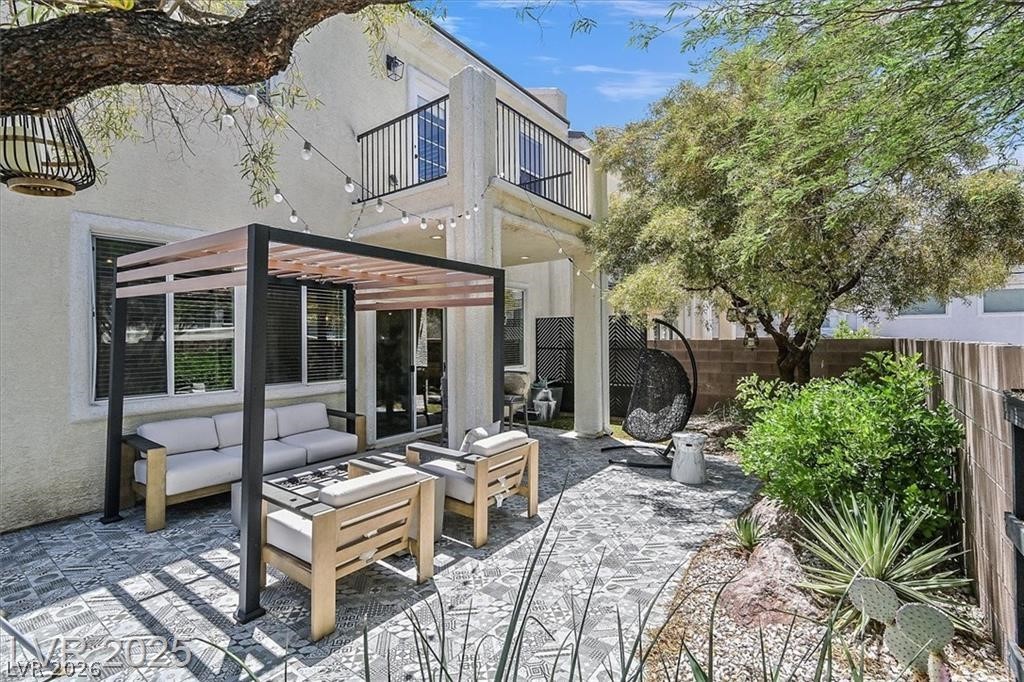 271 Spectacular Street