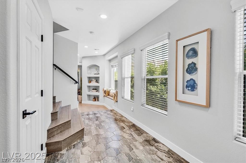 271 Spectacular Street
