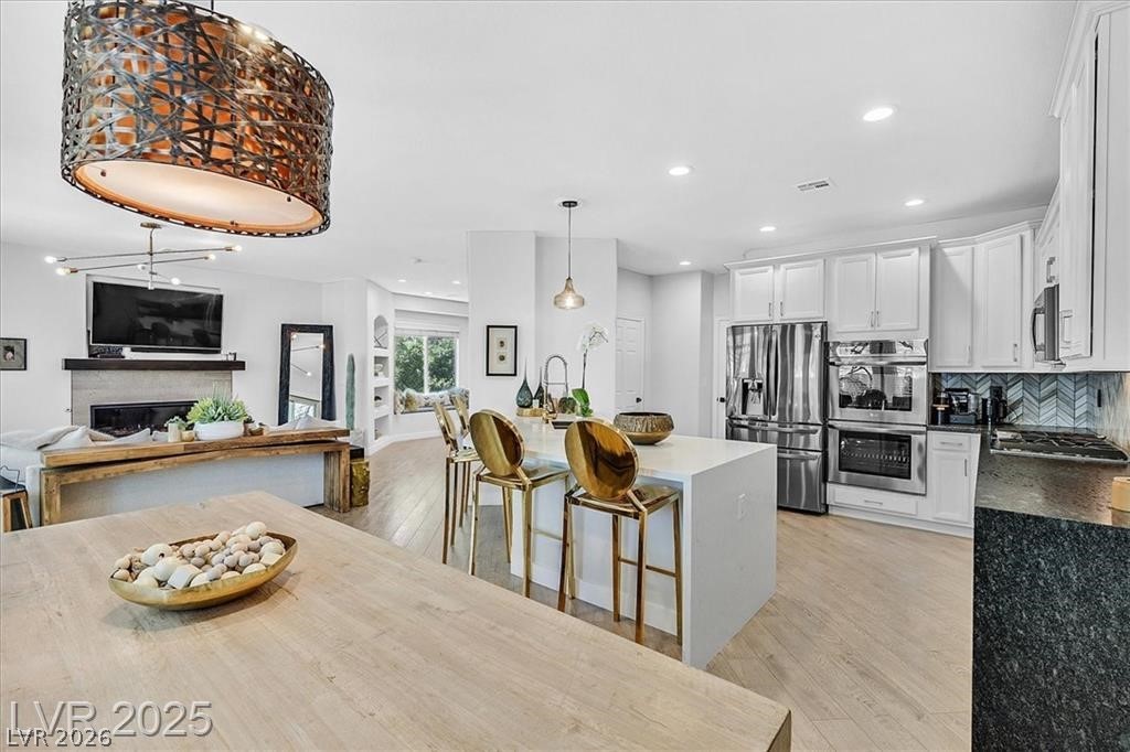 271 Spectacular Street