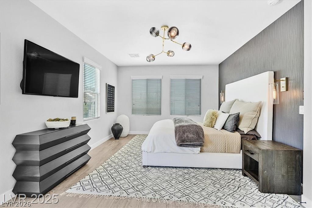 271 Spectacular Street