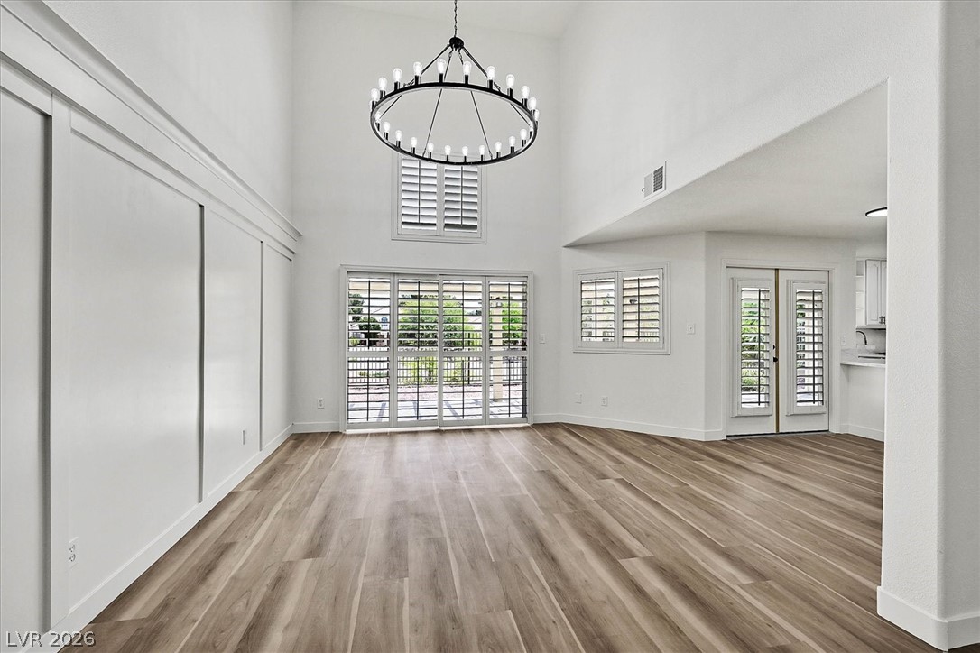 5488 Royal Vista Lane