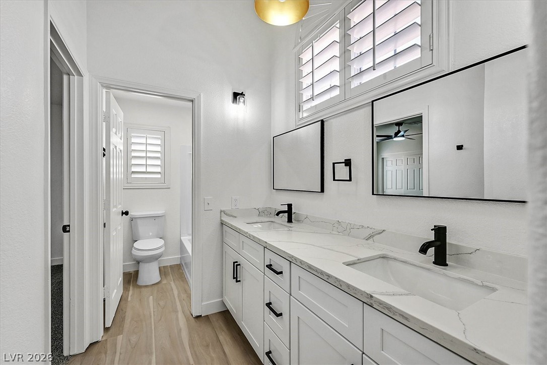 5488 Royal Vista Lane