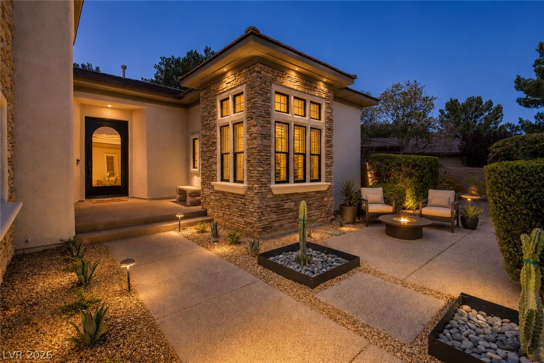 29 Desert Highlands Drive