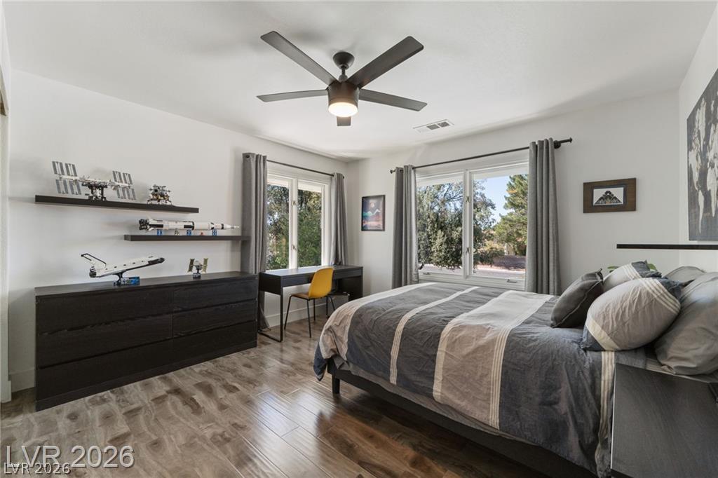 2233 Versailles Court