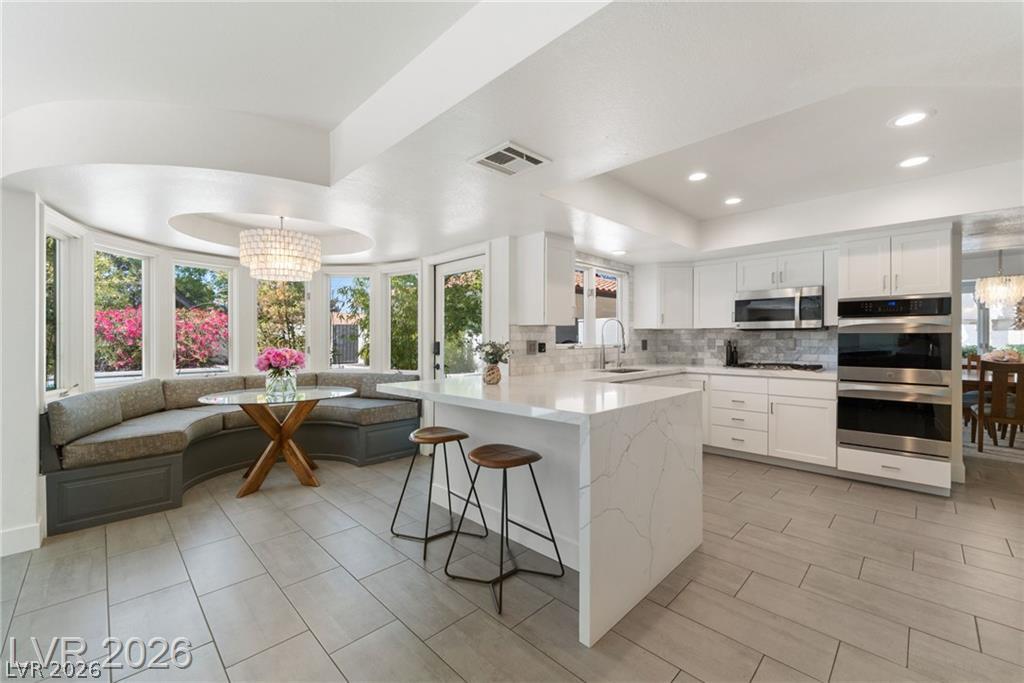 2233 Versailles Court