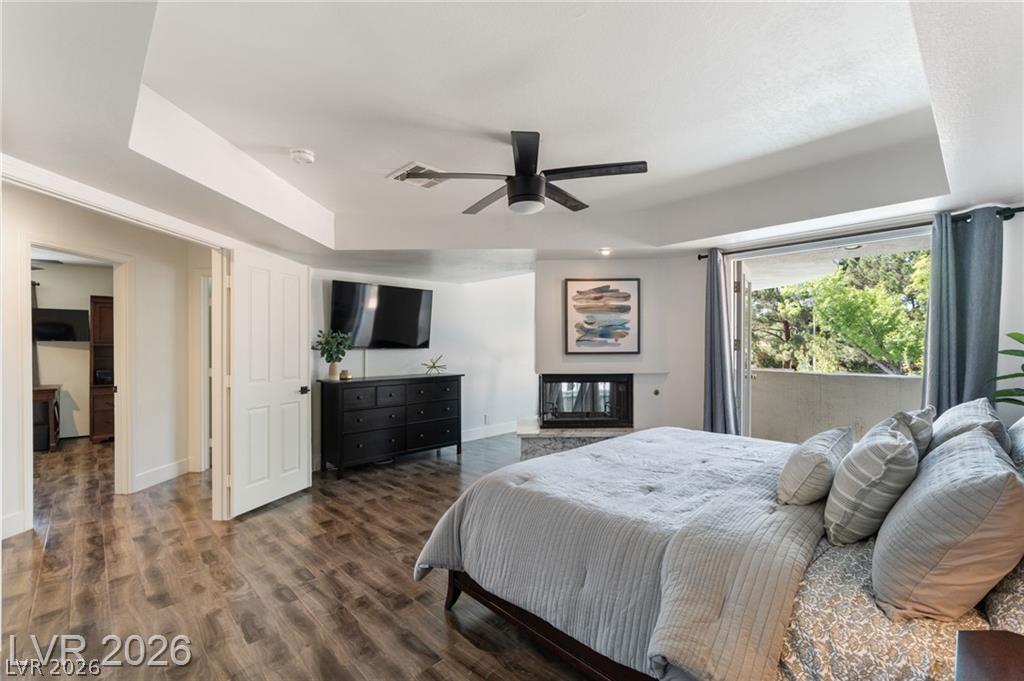 2233 Versailles Court