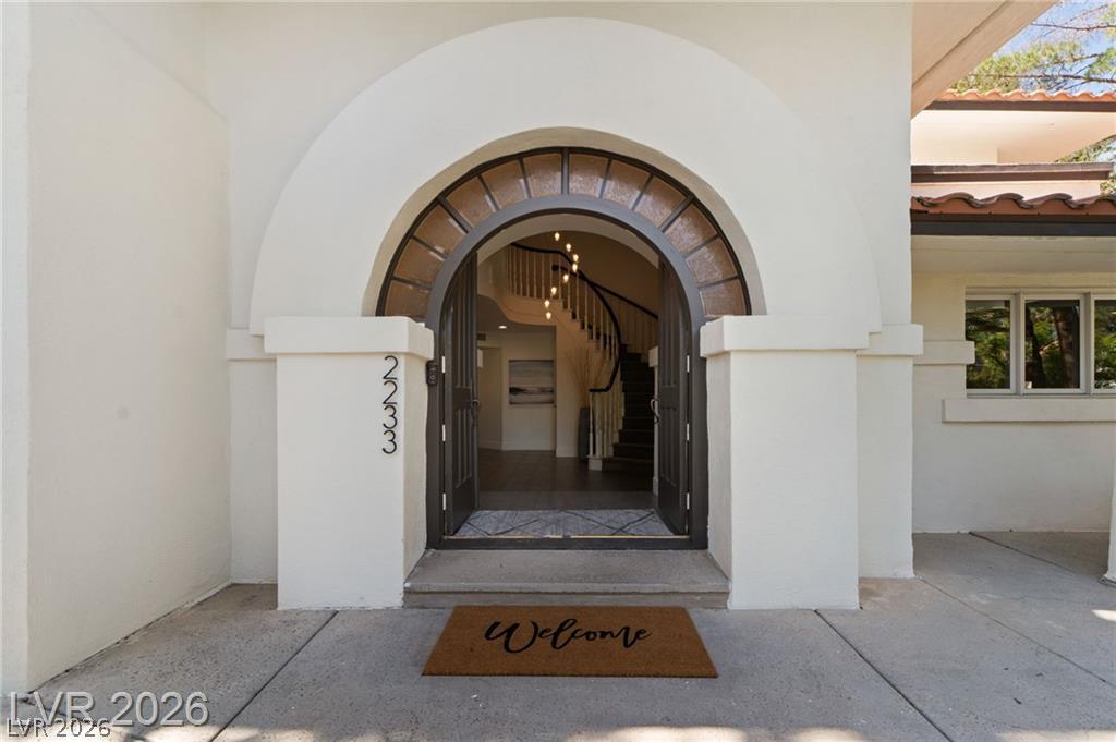 2233 Versailles Court