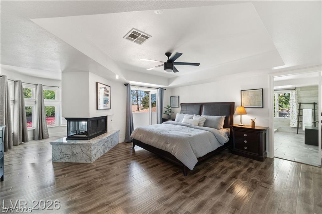 2233 Versailles Court