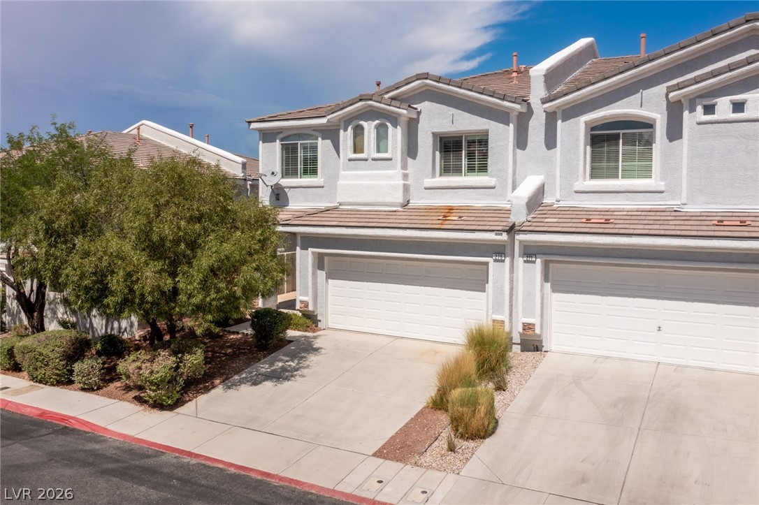 275 Spectacular Street