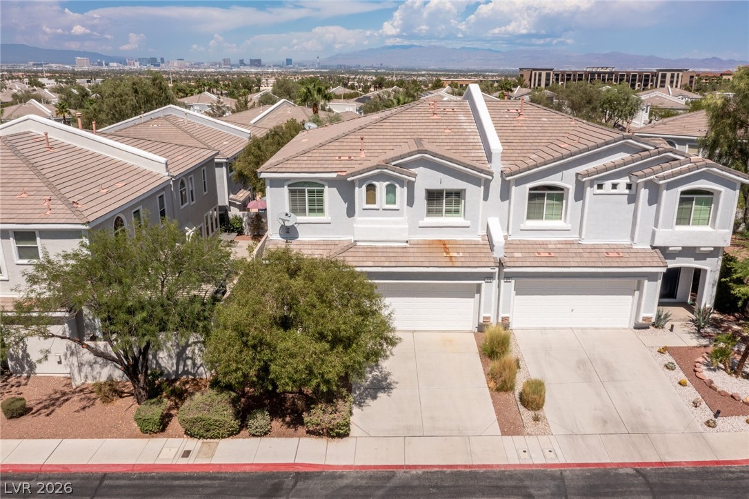 275 Spectacular Street