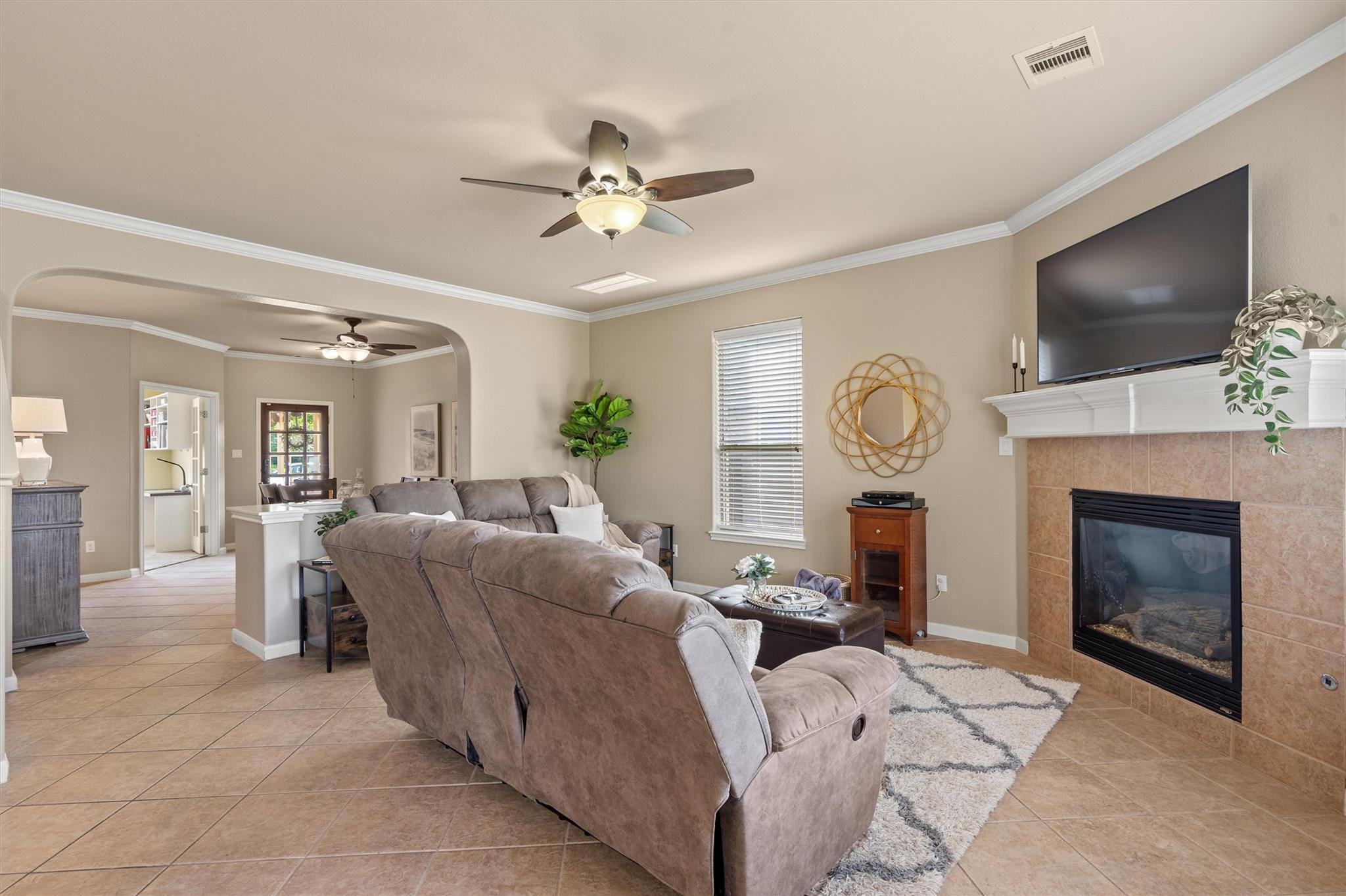 3517 Shellcastle LN