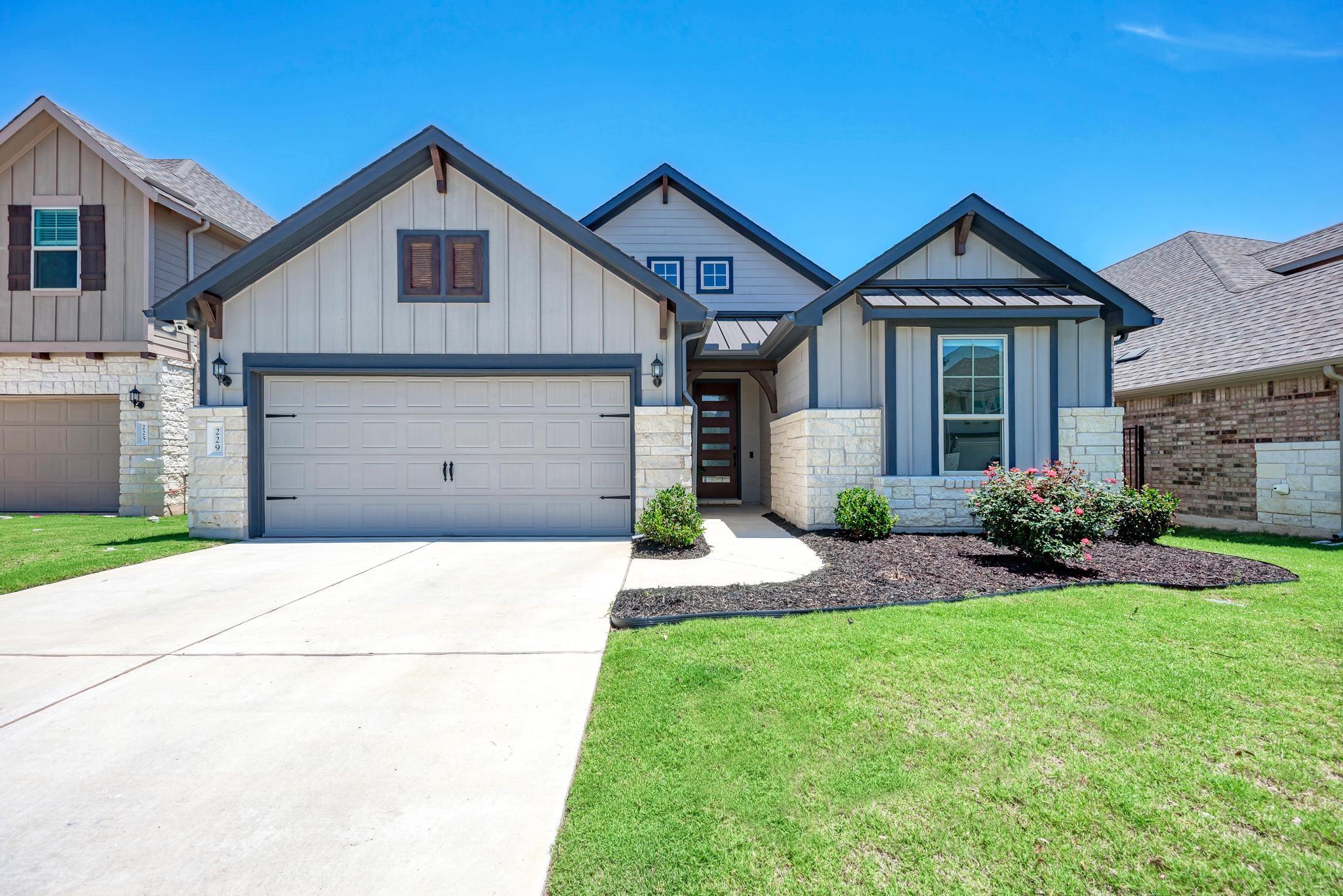 229 Canyoncrest WAY