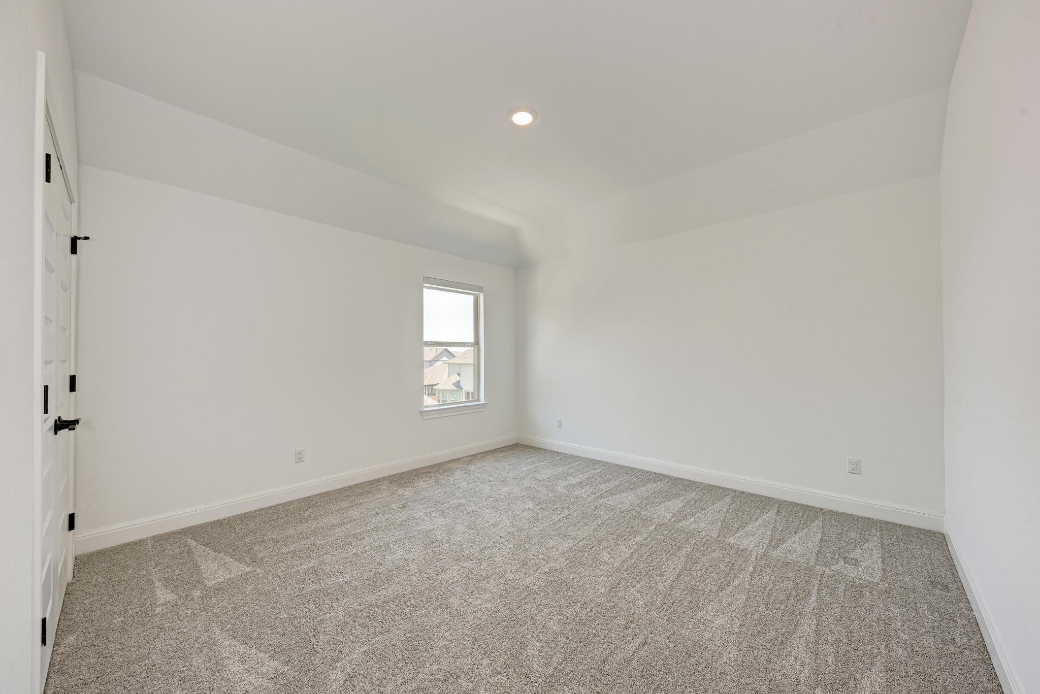 229 Canyoncrest WAY