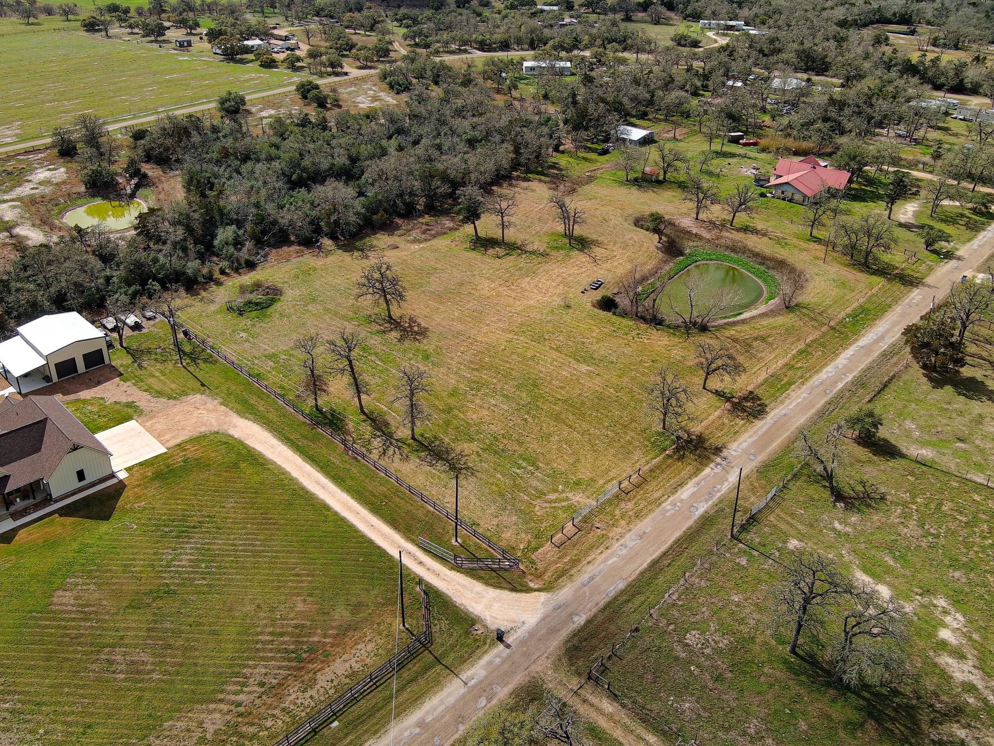 1060 County Road 232