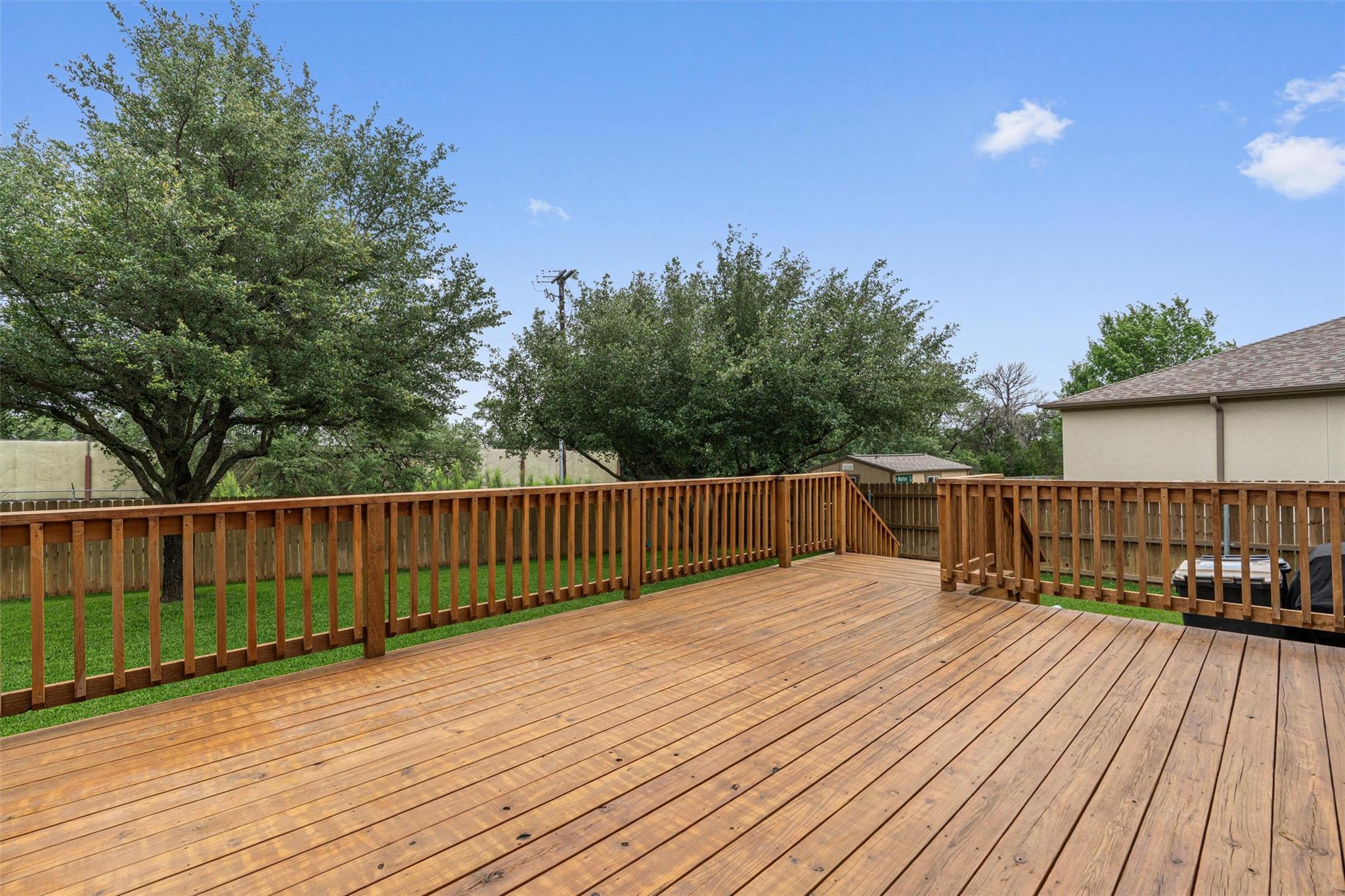 219 Wildwood DR