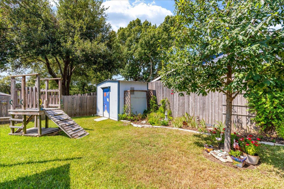 8100 Appomattox DR
