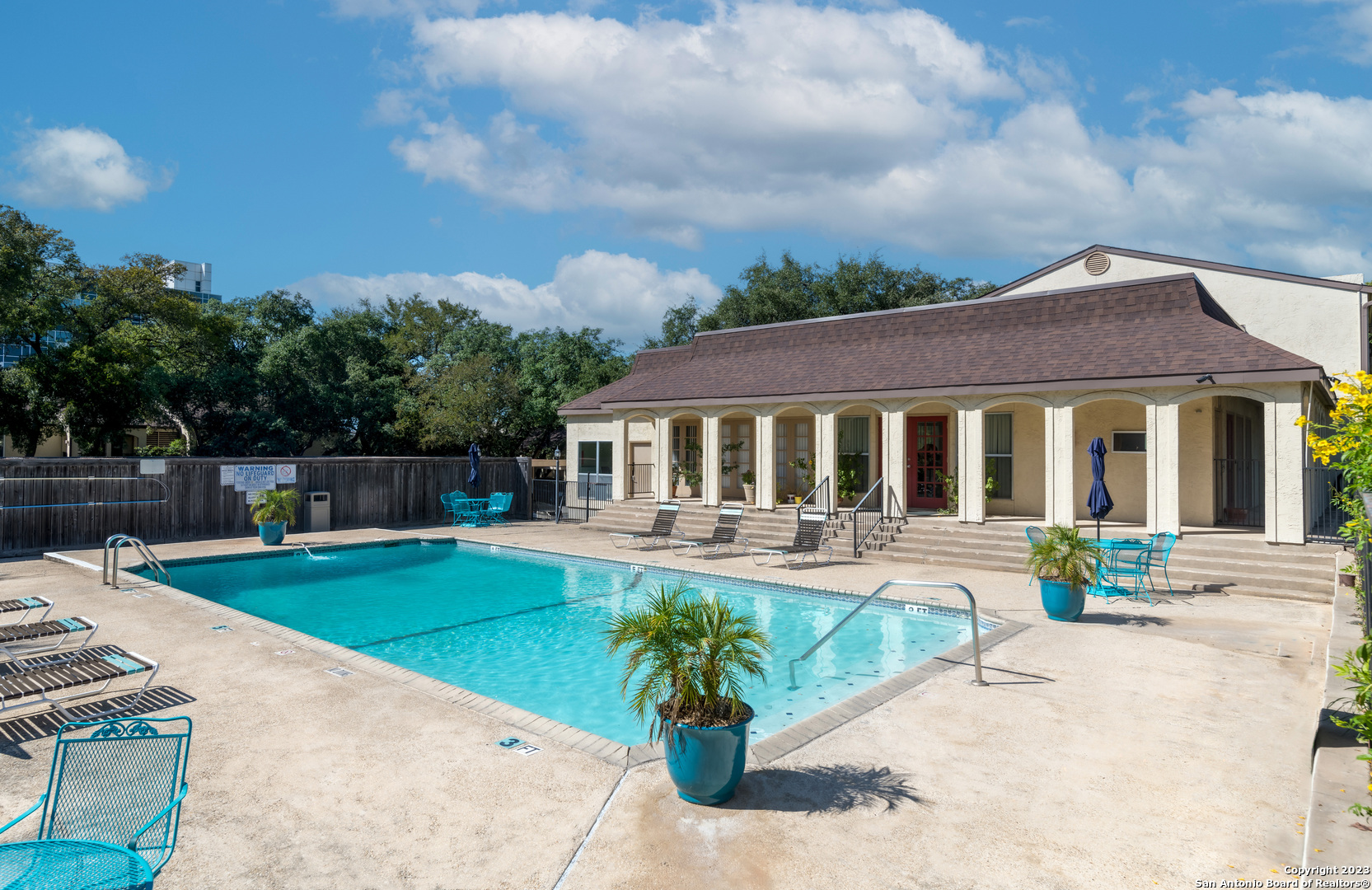 8702 VILLAGE DR Unit: #405
