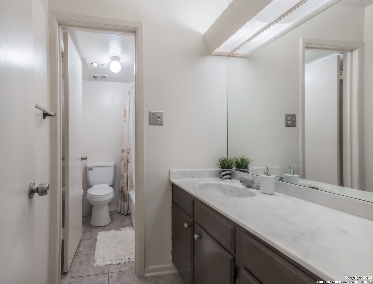 8702 VILLAGE DR Unit: #405