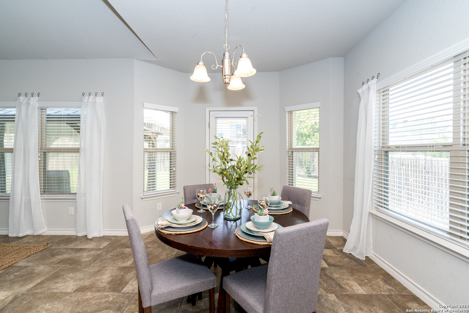 712 MORGAN RUN